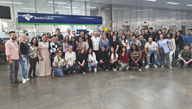 Alunos do UNIFAI visitam a Receita Federal em São Paulo